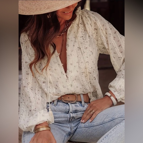 Preorder-Keep Dreamin' Tassel Boho Embroidered Top - 2 Colors